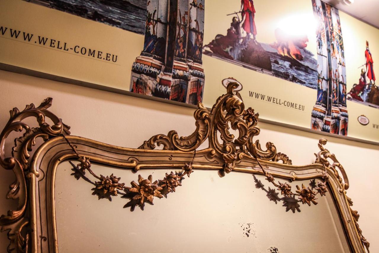 Hotel Well Come - Palazzo Reale Neapel Exterior foto
